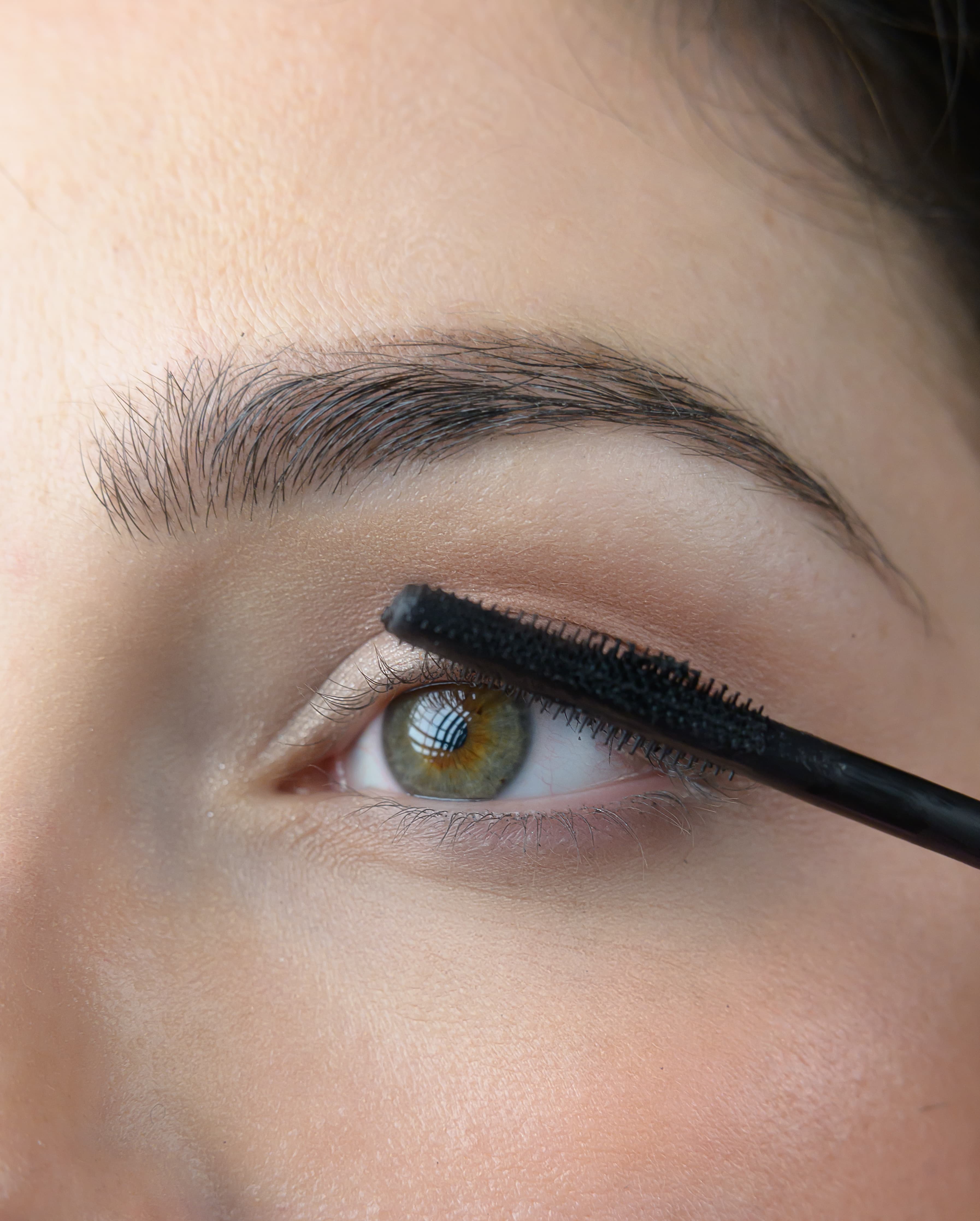 Step 1: Velo di mascara